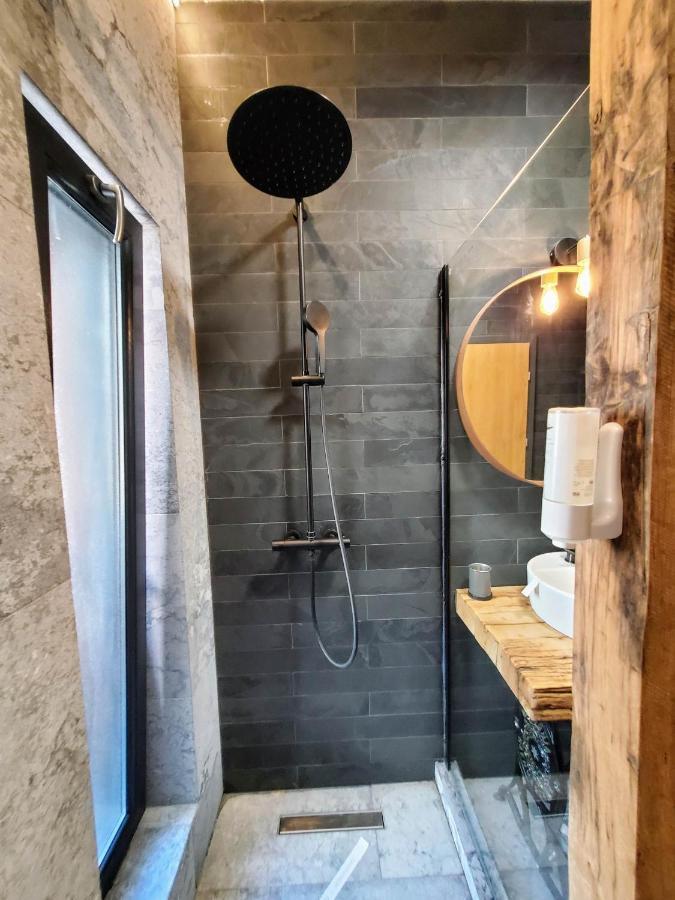 Casa Larisa Antonia Apartments سِنايا المظهر الخارجي الصورة