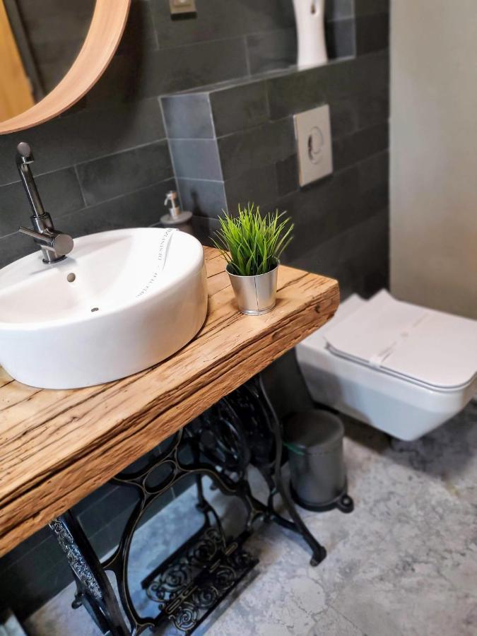 Casa Larisa Antonia Apartments سِنايا المظهر الخارجي الصورة