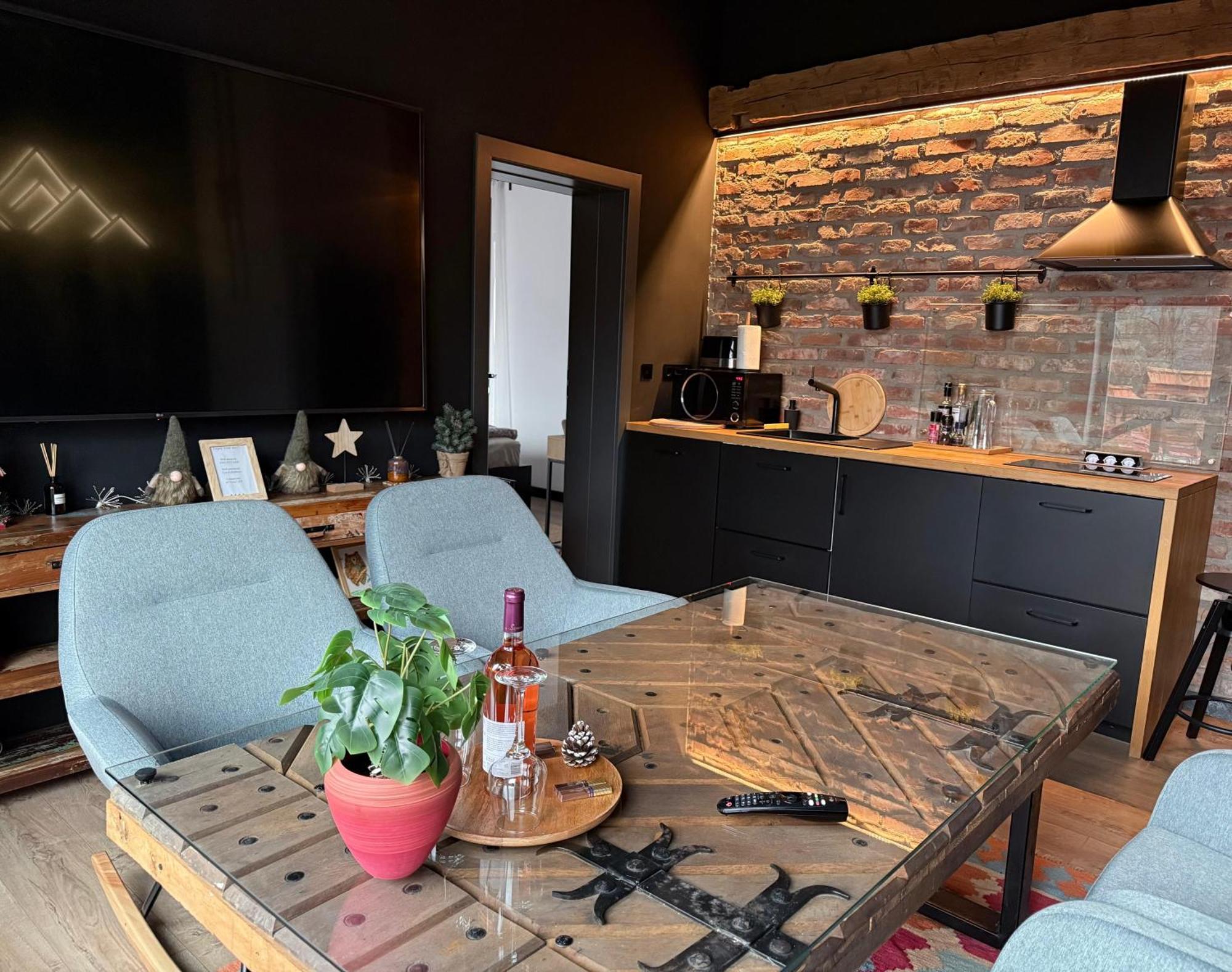 Casa Larisa Antonia Apartments سِنايا المظهر الخارجي الصورة